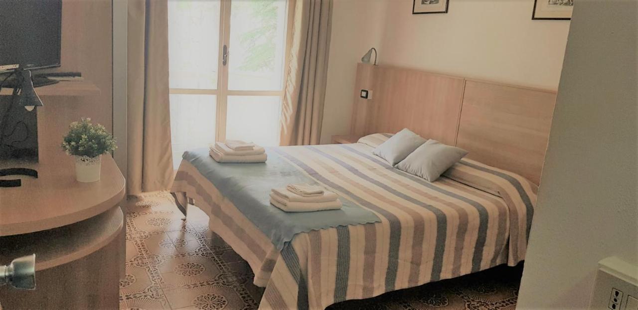 Hotel Enrica Cervia Zewnętrze zdjęcie
