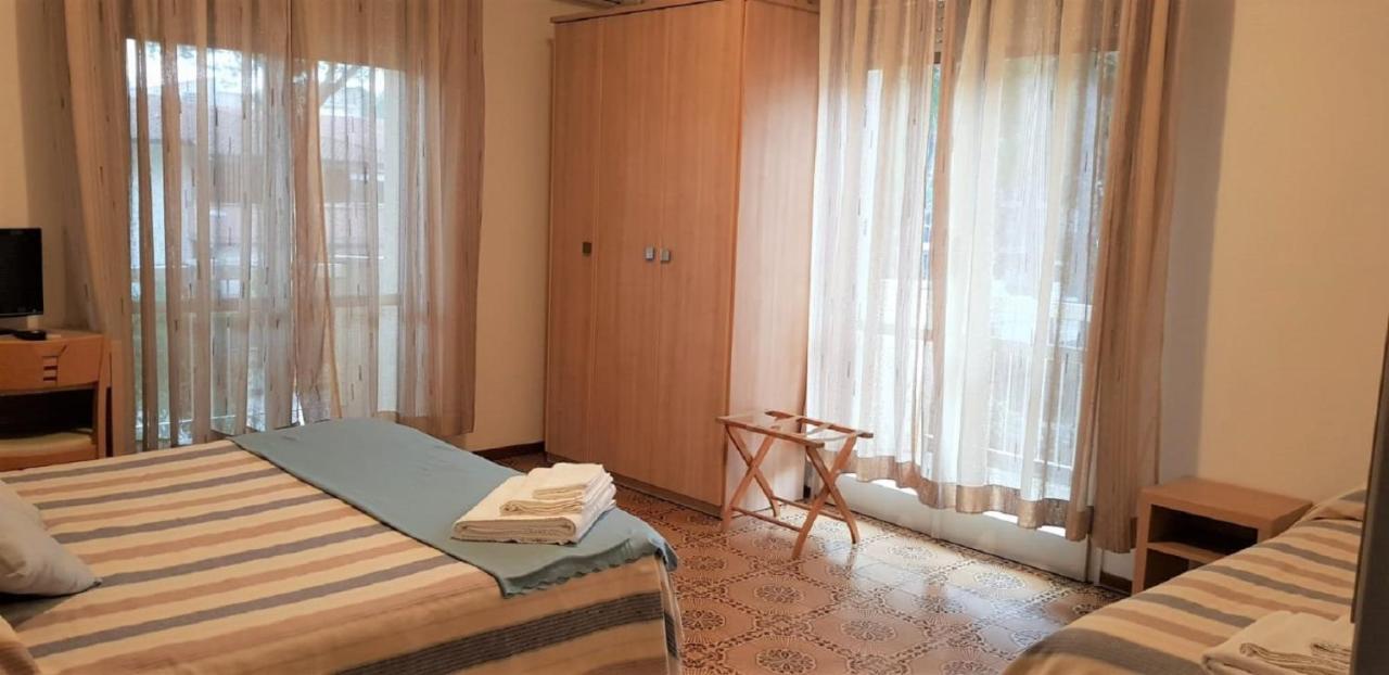 Hotel Enrica Cervia Zewnętrze zdjęcie