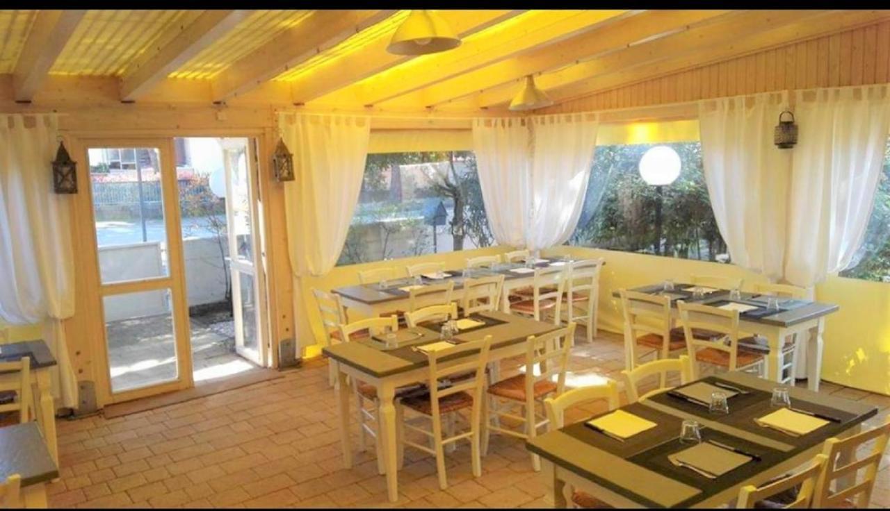 Hotel Enrica Cervia Zewnętrze zdjęcie
