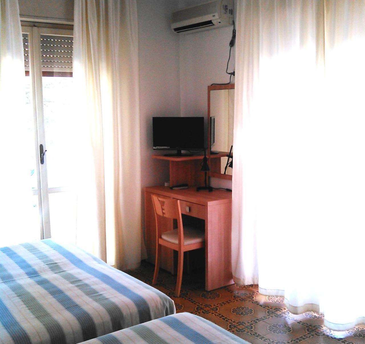 Hotel Enrica Cervia Zewnętrze zdjęcie