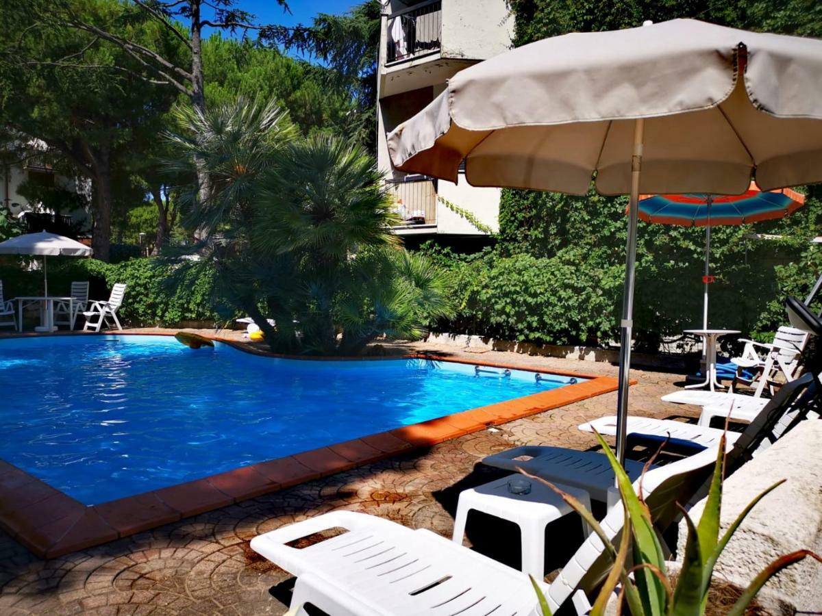 Hotel Enrica Cervia Zewnętrze zdjęcie